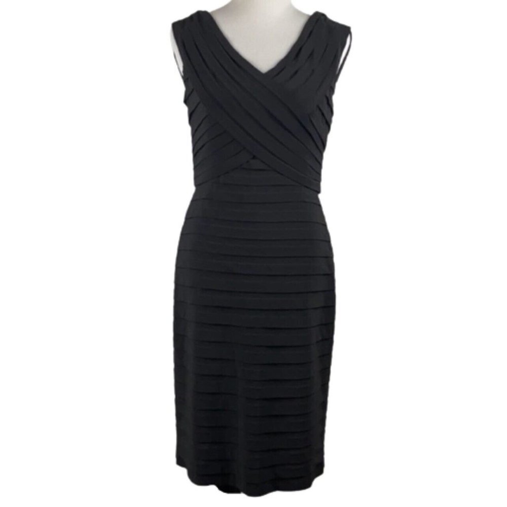Adrianna Papell Black‎ Pleated Cocktail Dress Size 4
